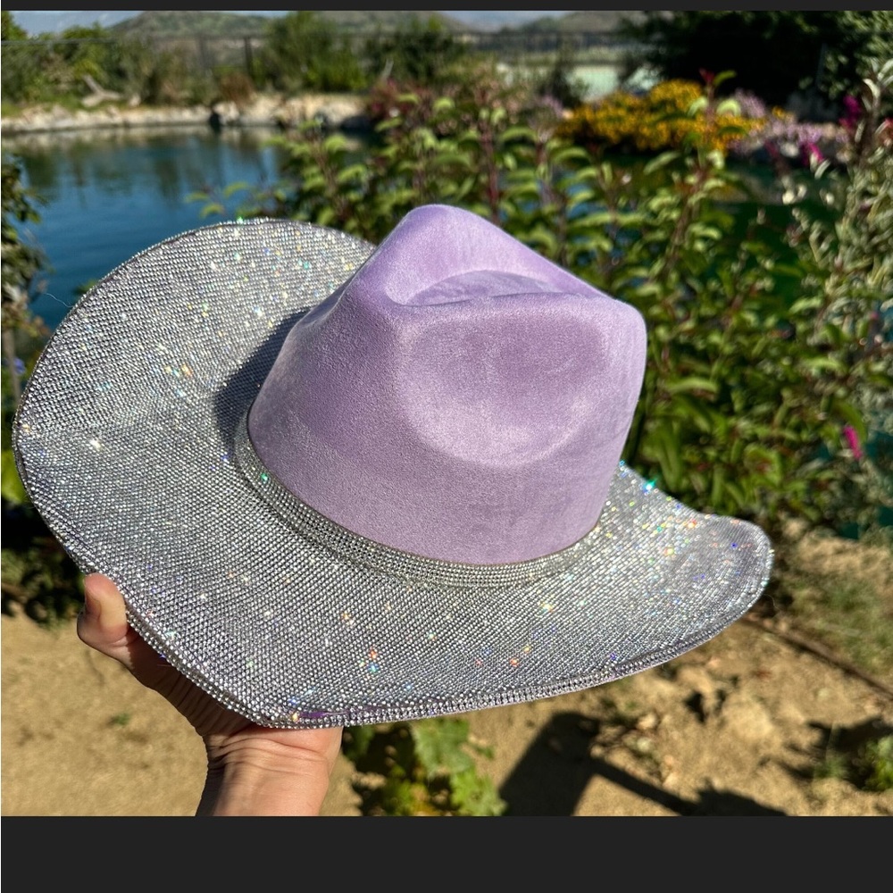 Stagecoach purple star Rhinestone cowboy hat